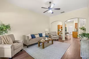 502 S Main St, Aubrey, TX 76227 - Photo 1