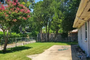 427 Royal Crest Dr, Richardson, TX 75081 - Photo 12