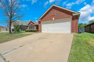 117 Fort Edward Dr, Arlington, TX 76002 - Photo 2
