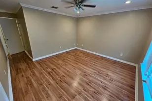 1437 Thornhill Ln, Little Elm, TX 75068 - Photo 8