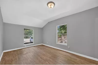 8323 Lapanto Lane, Dallas, TX 75227 - Photo 10