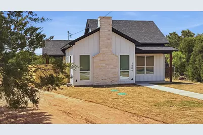 1206 Thicket Court, Granbury, TX 76048 - Photo 4