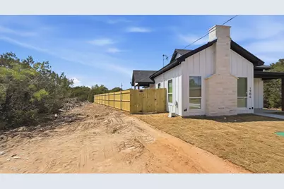 1206 Thicket Court, Granbury, TX 76048 - Photo 6
