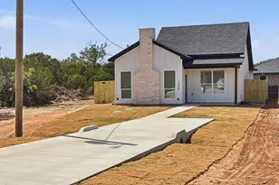 1206 Thicket Ct, Granbury, TX 76048 - Photo 2