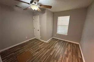 549 Neomi Ave, Dallas, TX 75217 - Photo 6