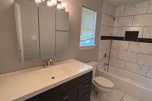 549 Neomi Ave, Dallas, TX 75217 - Photo 10