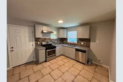 549 Neomi Avenue, Dallas, TX 75217 - Photo 4