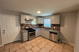 549 Neomi Ave, Dallas, TX 75217 - Photo 4