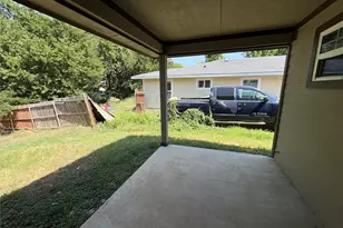 549 Neomi Ave, Dallas, TX 75217 - Photo 12