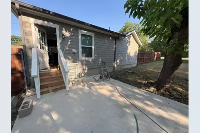 408 S 2nd Avenue, Mansfield, TX 76063 - Photo 22