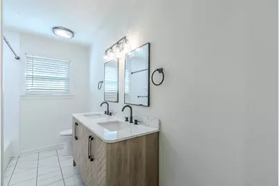 2200 N 52nd Street, Waco, TX 76710 - Photo 16