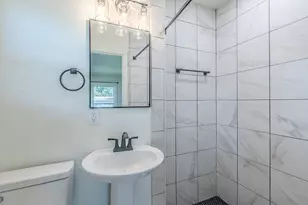 2200 N 52nd St, Waco, TX 76710 - Photo 12