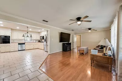 919 Surry Place Drive, Cleburne, TX 76033 - Photo 6