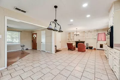 919 Surry Place Drive, Cleburne, TX 76033 - Photo 12