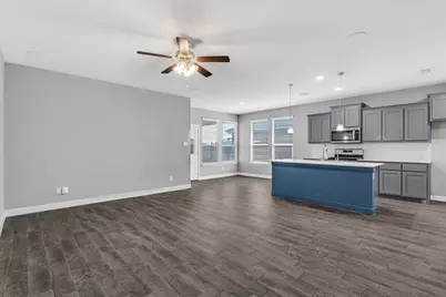 1402 Pleasanton Road, Cleburne, TX 76033 - Photo 6
