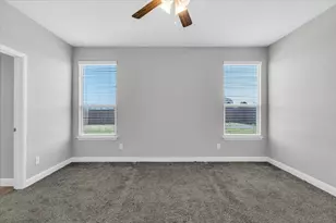 1402 Pleasanton Rd, Cleburne, TX 76033 - Photo 16