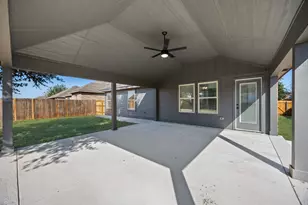 250 Kennedy Dr, Crowley, TX 76036 - Photo 22