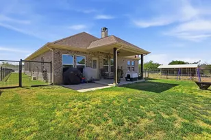 328 Ridge Dr N, Cleburne, TX 76033 - Photo 22