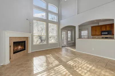 7920 Glenway Drive, Dallas, TX 75249 - Photo 10