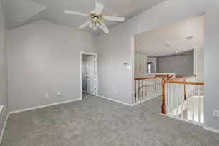 7920 Glenway Dr, Dallas, TX 75249 - Photo 22