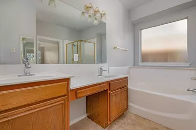 7920 Glenway Drive, Dallas, TX 75249 - Photo 18