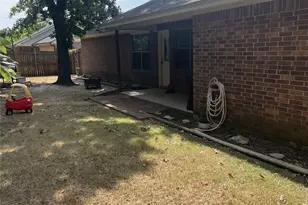 607 E Water St, Weatherford, TX 76086 - Photo 4