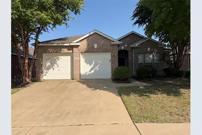 10613 Lansdowne Lane, Rowlett, TX 75089 - Photo 1