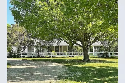 11217 Foutch Road, Pilot Point, TX 76258 - Photo 2