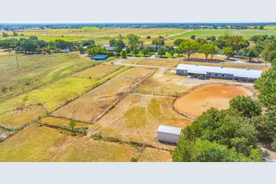 11217 Foutch Road, Pilot Point, TX 76258 - Photo 34