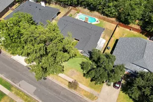 2310 Louise Ln, Ennis, TX 75119 - Photo 30