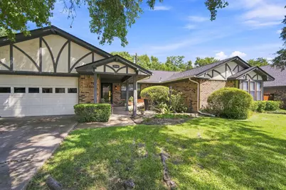 2310 Louise Lane, Ennis, TX 75119 - Photo 2