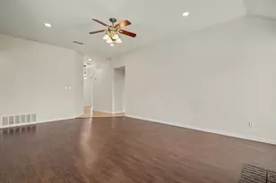 6017 Hilltop Dr, Watauga, TX 76148 - Photo 6