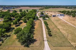 137 Cactus Rd, Waxahachie, TX 75165 - Photo 32
