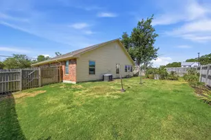 305 E Bonham, Tom Bean, TX 75489 - Photo 30