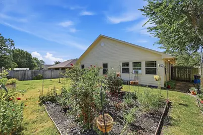 305 E Bonham, Tom Bean, TX 75489 - Photo 24