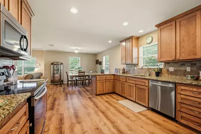 305 E Bonham, Tom Bean, TX 75489 - Photo 10