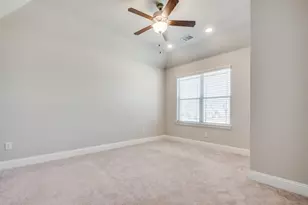 409 Carnaby Ct, McKinney, TX 75072 - Photo 8