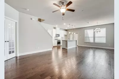409 Carnaby Court, McKinney, TX 75072 - Photo 2