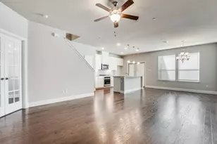409 Carnaby Ct, McKinney, TX 75072 - Photo 2