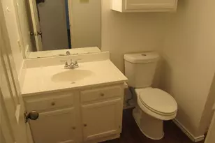 9600 Royal Ln, Dallas, TX 75243 - Photo 16