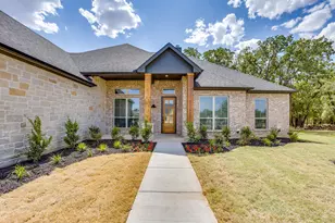 608 Tay Tay Wy, Springtown, TX 76082 - Photo 2