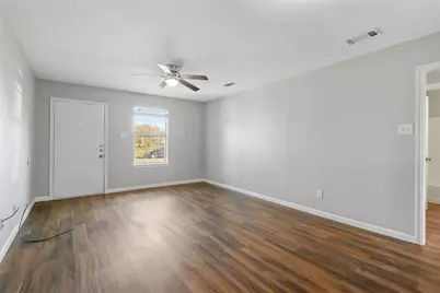 1716 Manor Garden, Greenville, TX 75401 - Photo 4