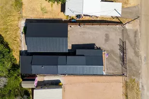 427 County Rd 1743, Clifton, TX 76634 - Photo 28