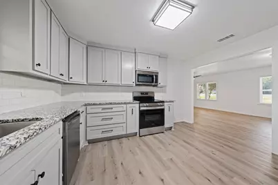 903 E Avenue C, Valley Mills, TX 76689 - Photo 8