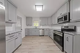 903 E Ave C, Valley Mills, TX 76689 - Photo 6