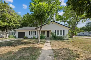 903 E Ave C, Valley Mills, TX 76689 - Photo 1