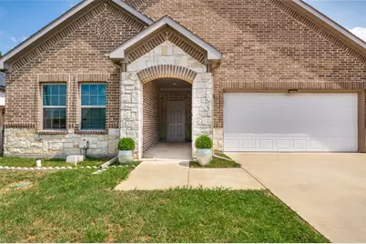 2723 Pike Drive, Lancaster, TX 75134 - Photo 2