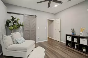 2723 Pike Dr, Lancaster, TX 75134 - Photo 20
