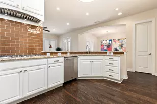 2811 Hood St, Dallas, TX 75219 - Photo 8
