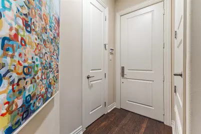 2811 Hood Street #E, Dallas, TX 75219 - Photo 24